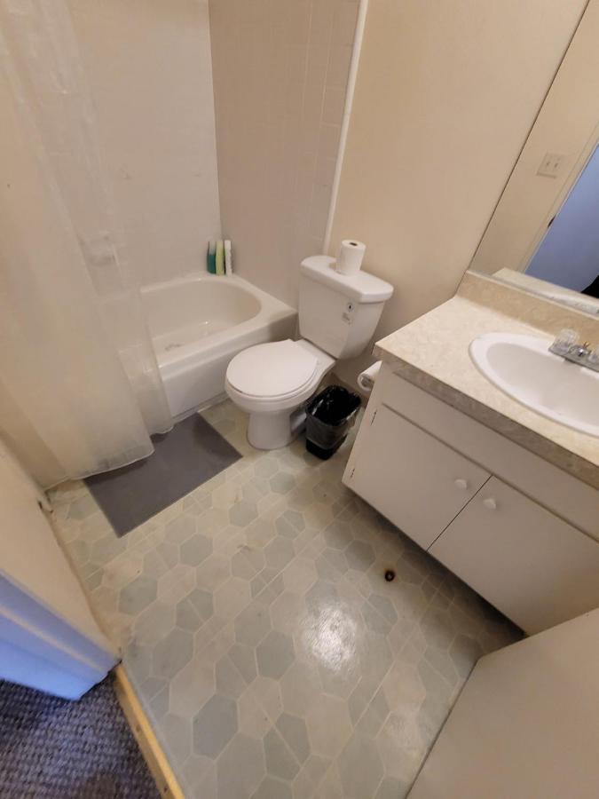  | (C19) LA/Beverly Hills Hotel Style Suite