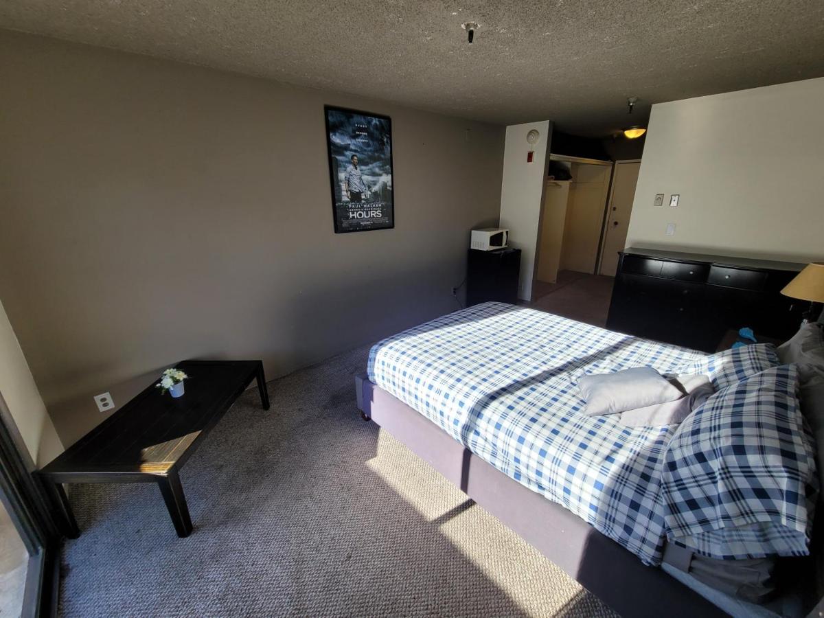  | (C19) LA/Beverly Hills Hotel Style Suite