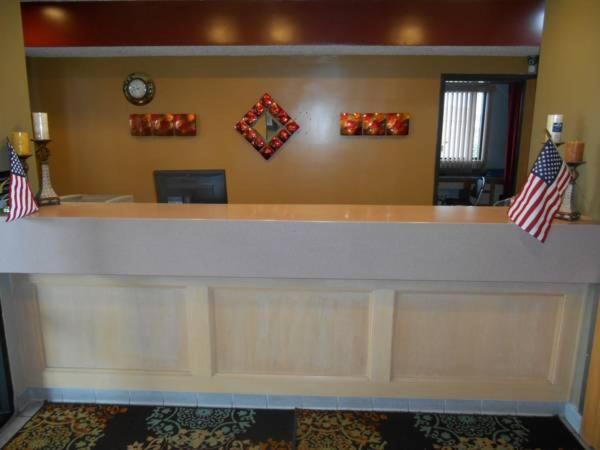 | GuestHouse Inn St. Joseph