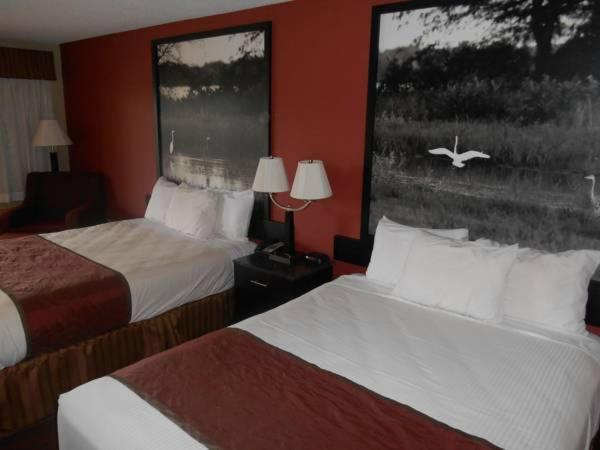 | GuestHouse Inn St. Joseph