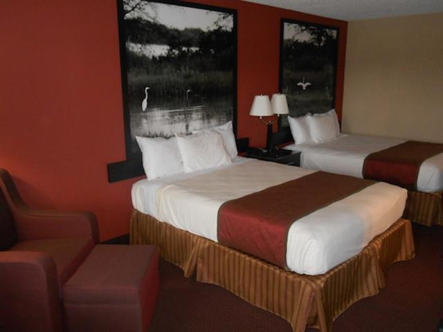 | GuestHouse Inn St. Joseph