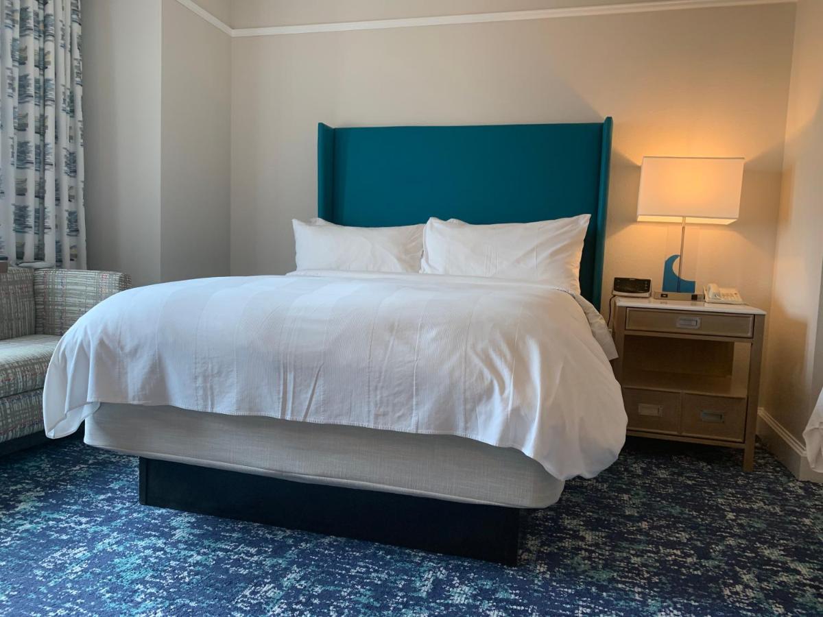 | Marriott Ocean Watch Villas