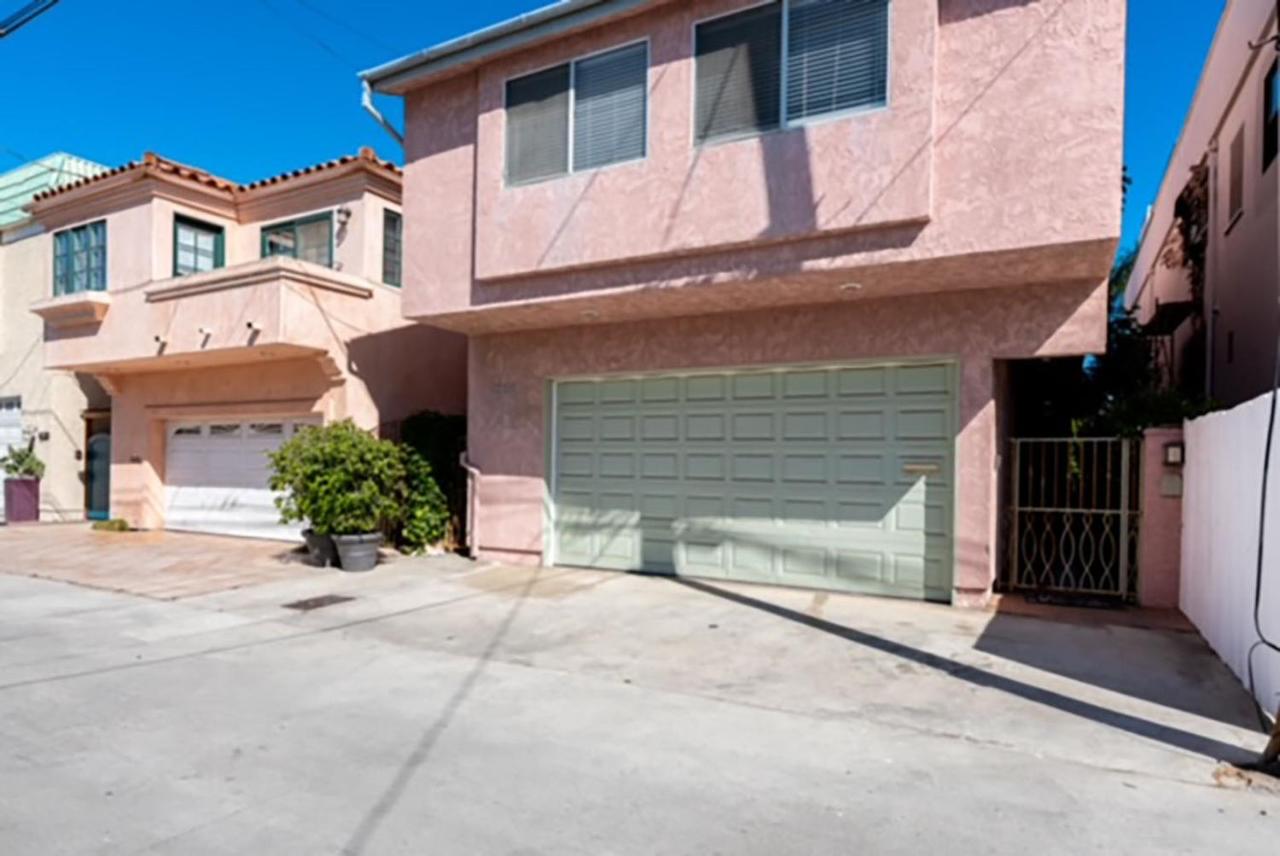  | Villa 3 bedrooms on Venice Beach Canal.