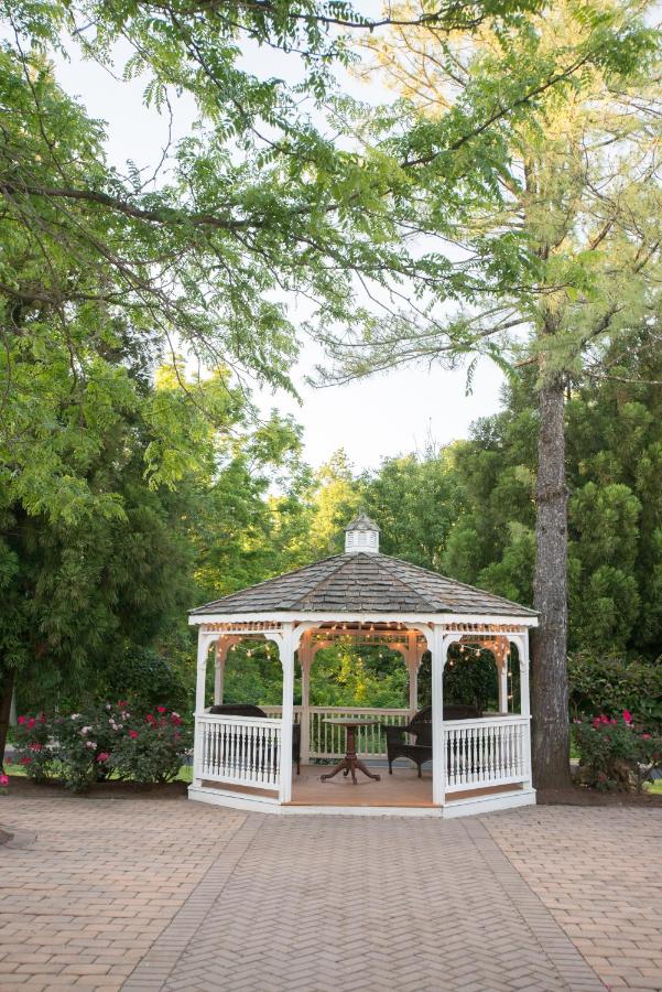  | Chester Hotel and Conference Center