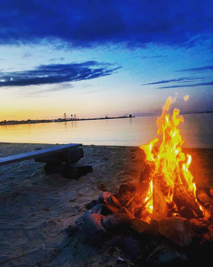 | The Beach House Lakeside Cottages