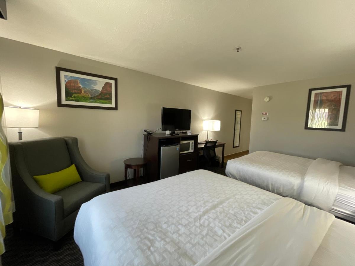 Deluxe Suite with Two Queen Beds - Non-Smoking at Wingate by Wyndham Cedar City