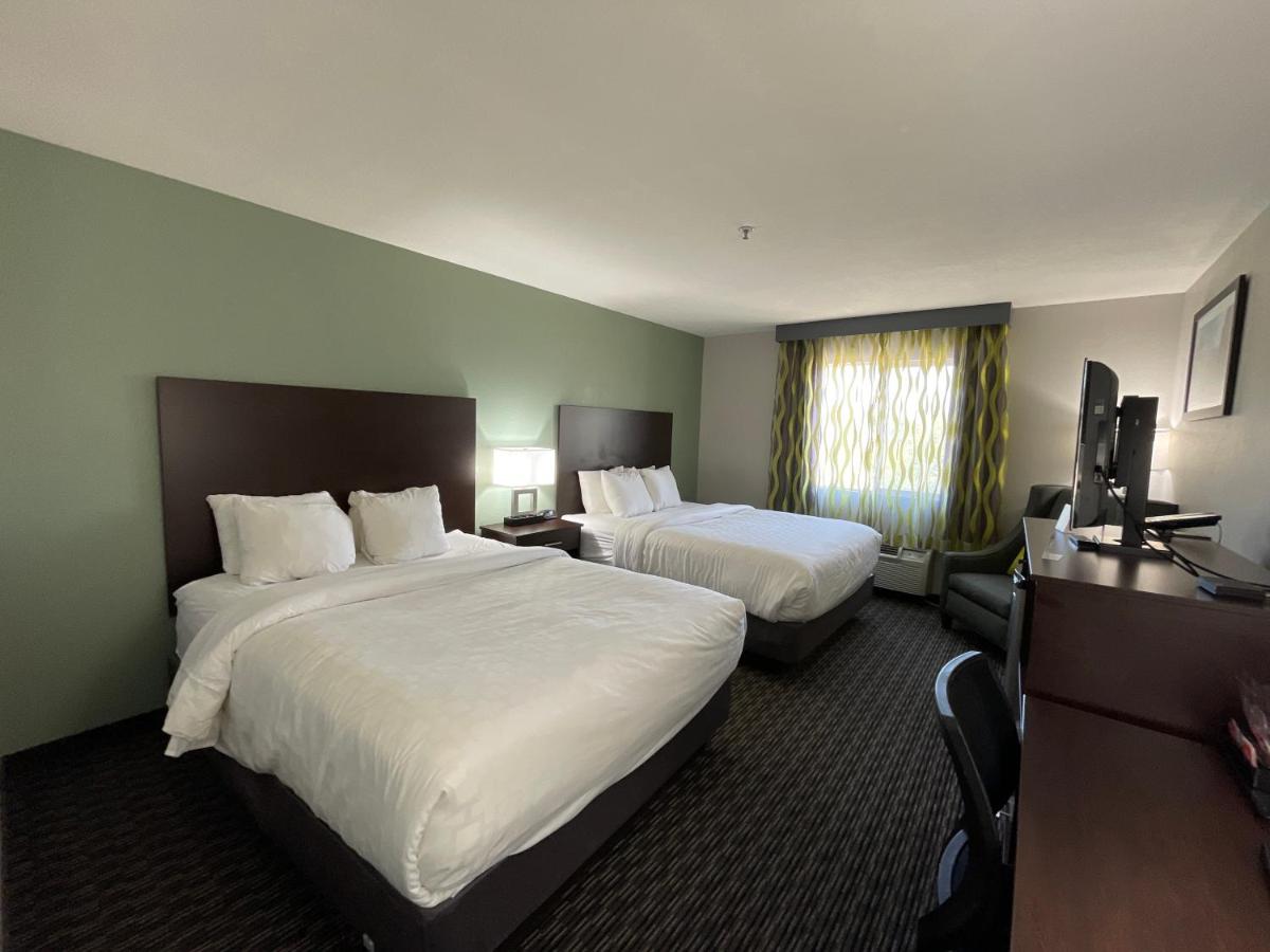 Deluxe Suite with Two Queen Beds - Non-Smoking at Wingate by Wyndham Cedar City