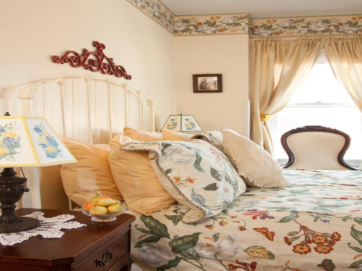 | Brickhouse Inn B&B