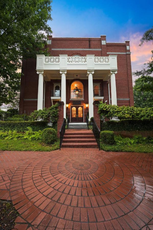  | The James Madison Inn