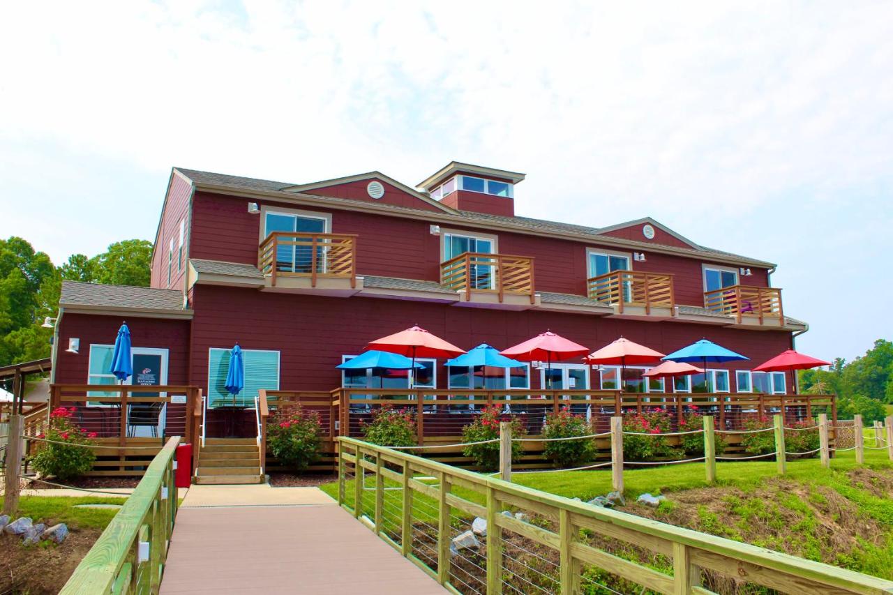 | Surry Seafood Company