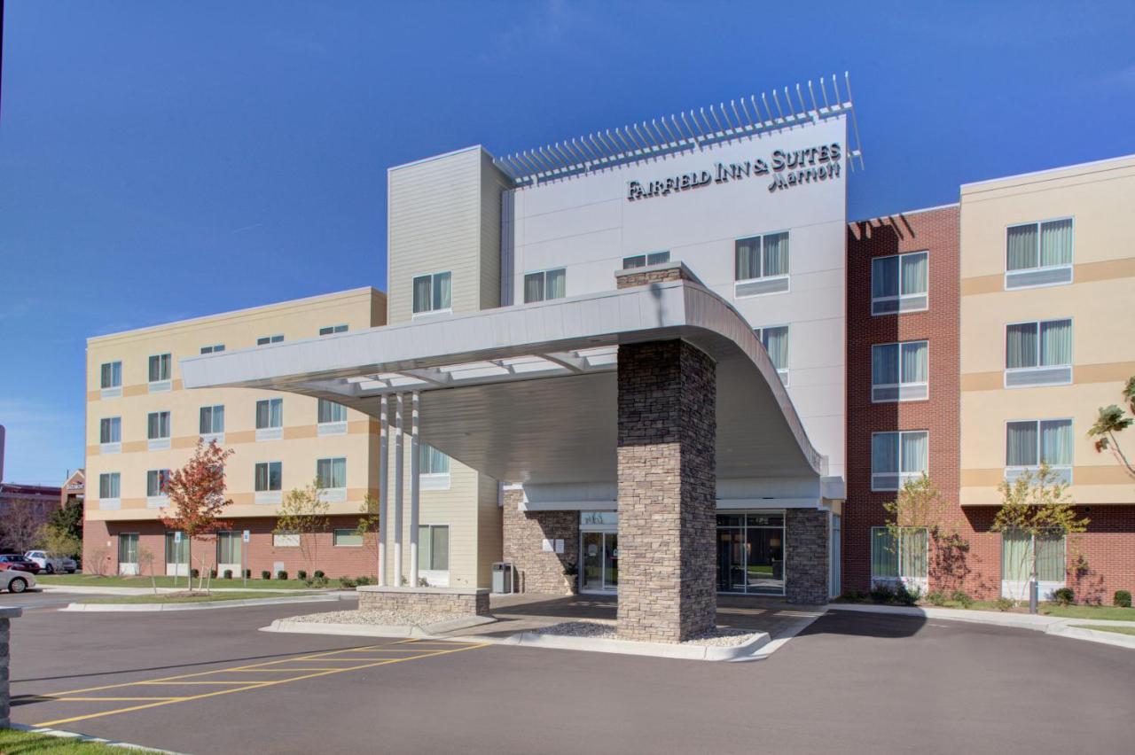 | Fairfield Inn & Suites by Marriott Detroit Canton