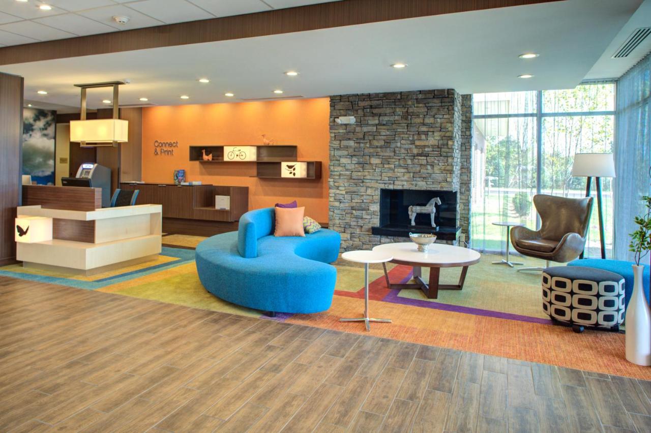 | Fairfield Inn & Suites by Marriott Detroit Canton