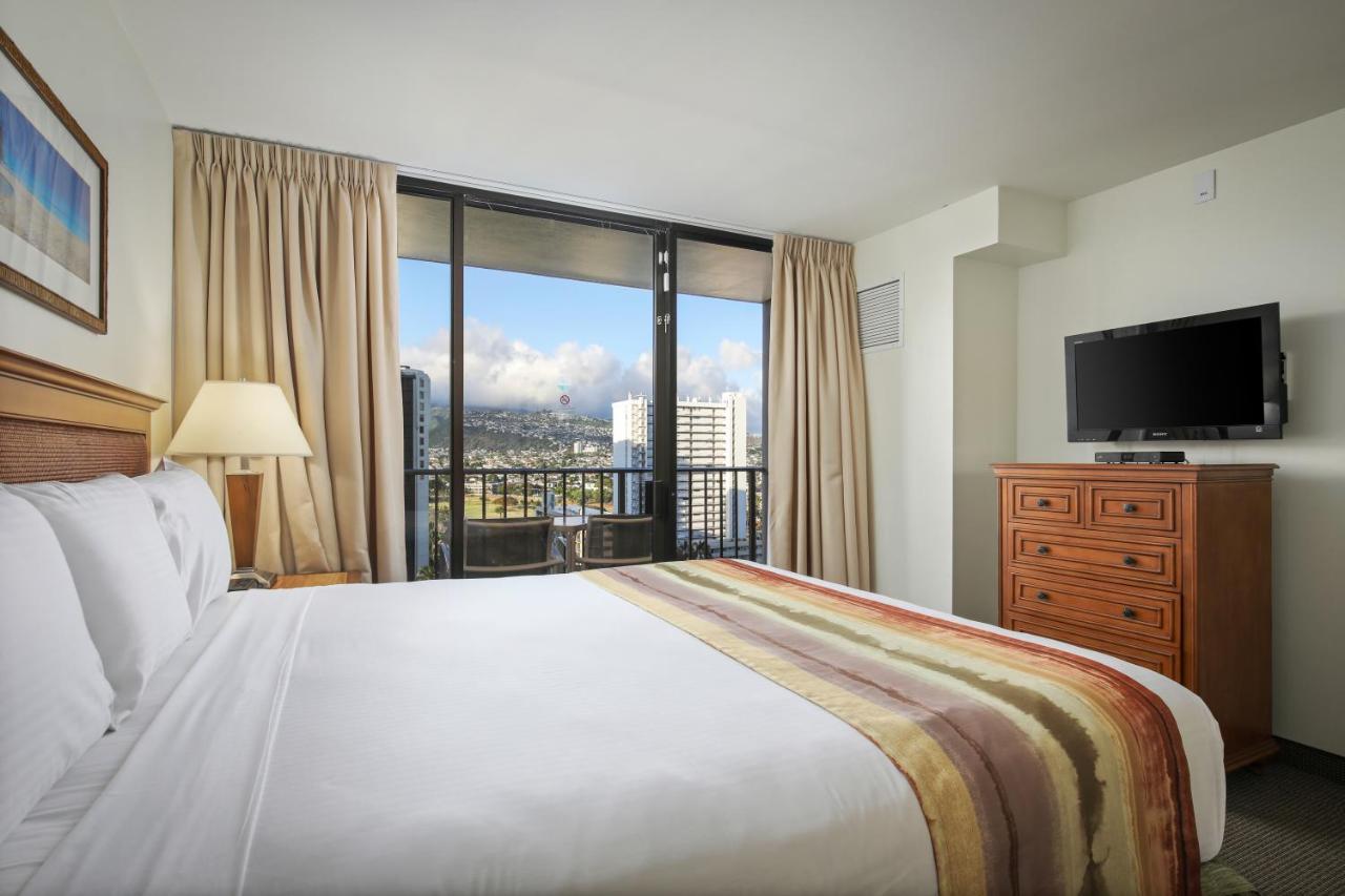 Superior One-Bedroom Suite at Aston Waikiki Sunset