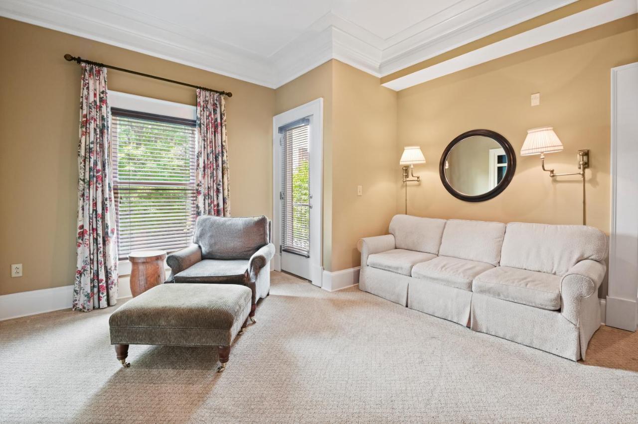  | The James Madison Inn
