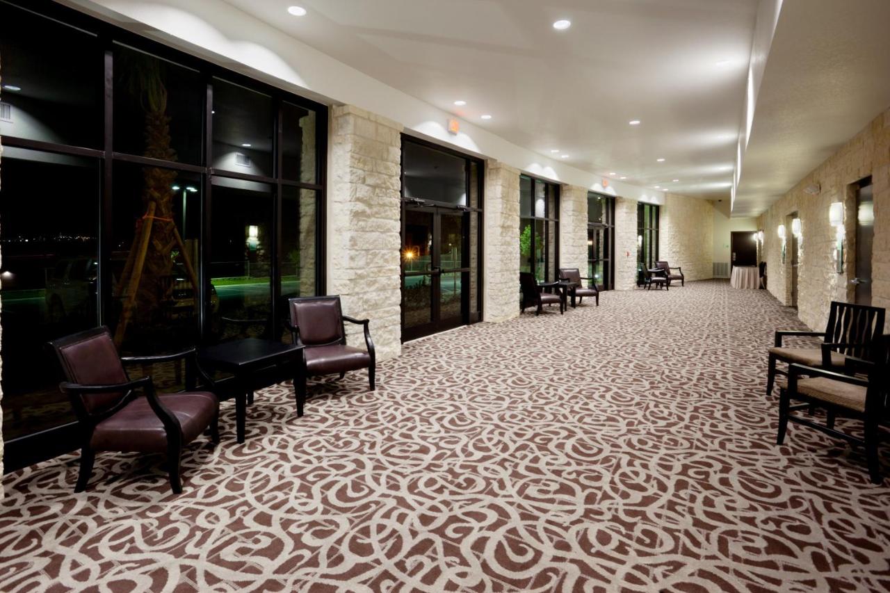  | Holiday Inn San Antonio North Stone Oak Area, an IHG Hotel