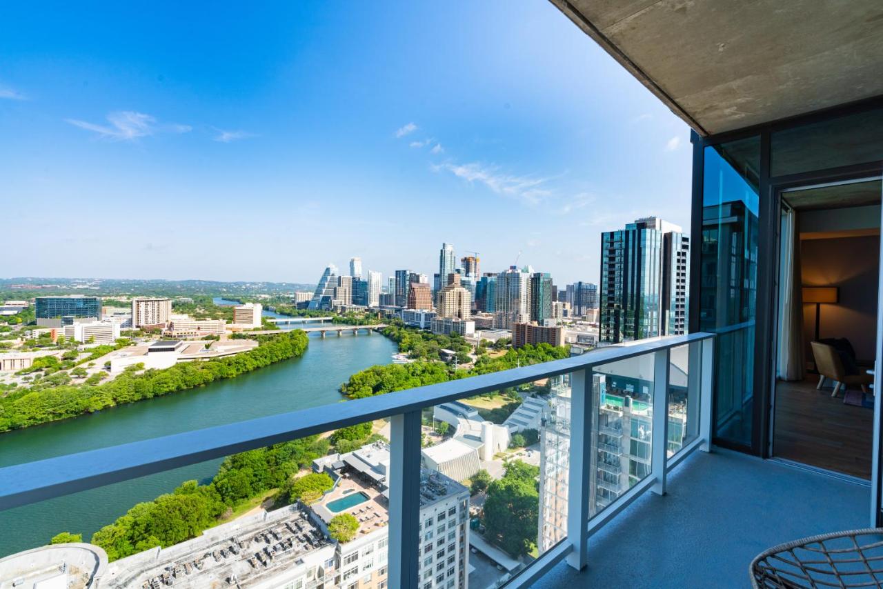 Luxury Penthouse at Austin Condo Hotel