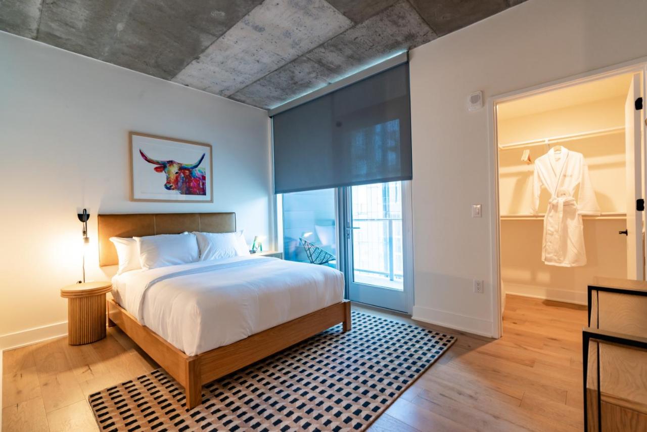Luxury Penthouse at Austin Condo Hotel