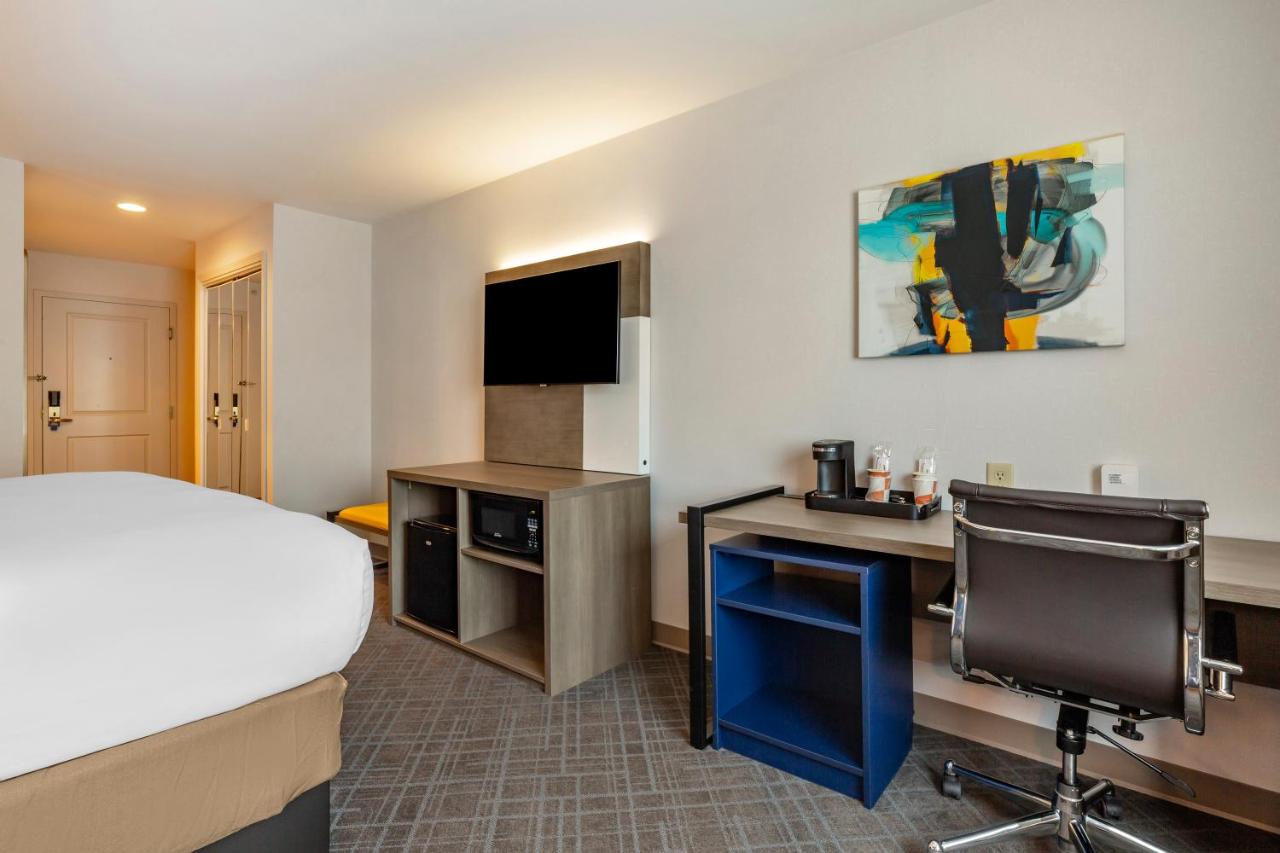King Room - Non-Smoking at Comfort Inn & Suites East Greenbush - Albany