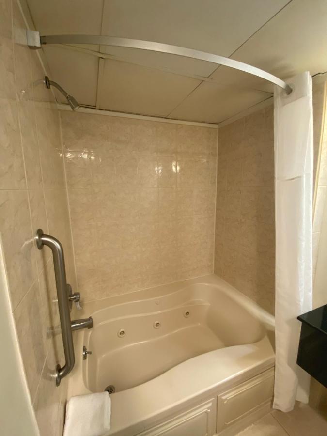 Deluxe Queen Room with Two Queen Beds - Non-Smoking at Garden State Inn