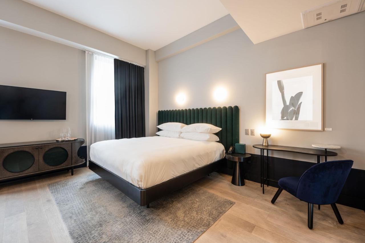 Standard King Room at Woodlark Hotel Portland, a Tribute Portfolio Hotel