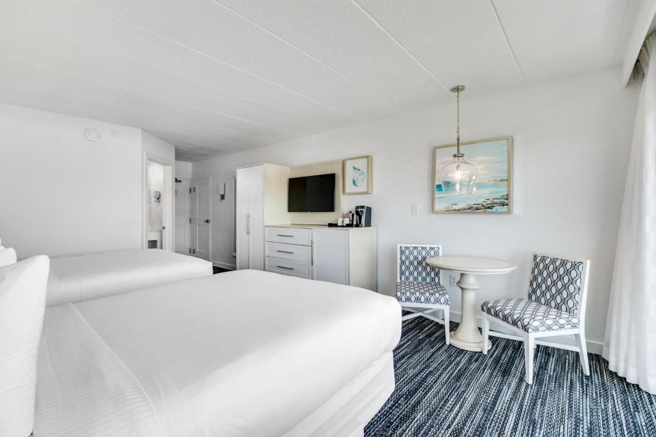 Double Room with Balcony at ICONA Windrift