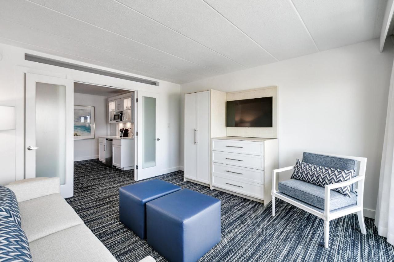 One-Bedroom Suite at ICONA Windrift