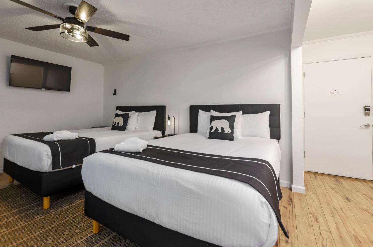 Room with Two Double Beds at The Jeffrey Hotel