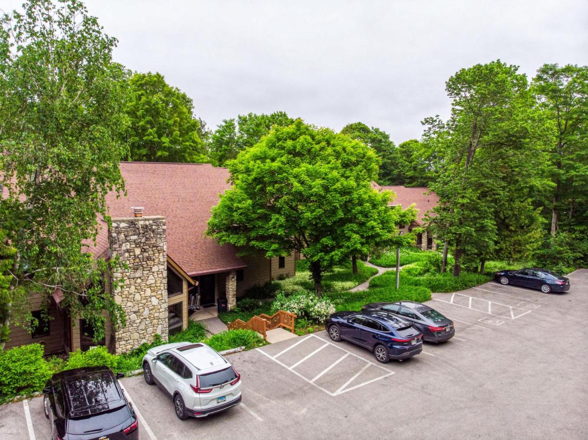 | The Inn at Little Sister Hill