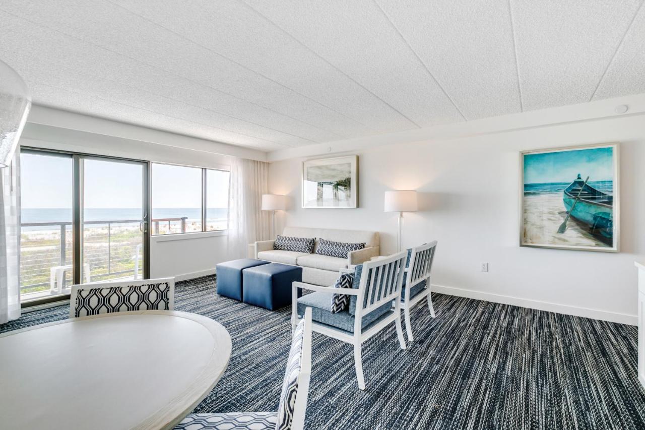 King Suite with Ocean View at ICONA Windrift