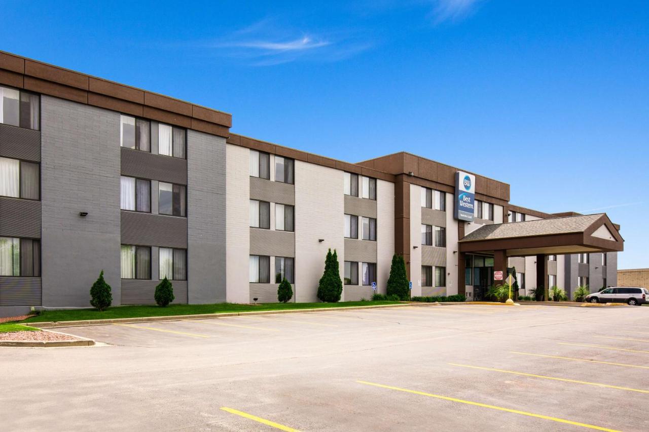 | Best Western Waukesha Grand