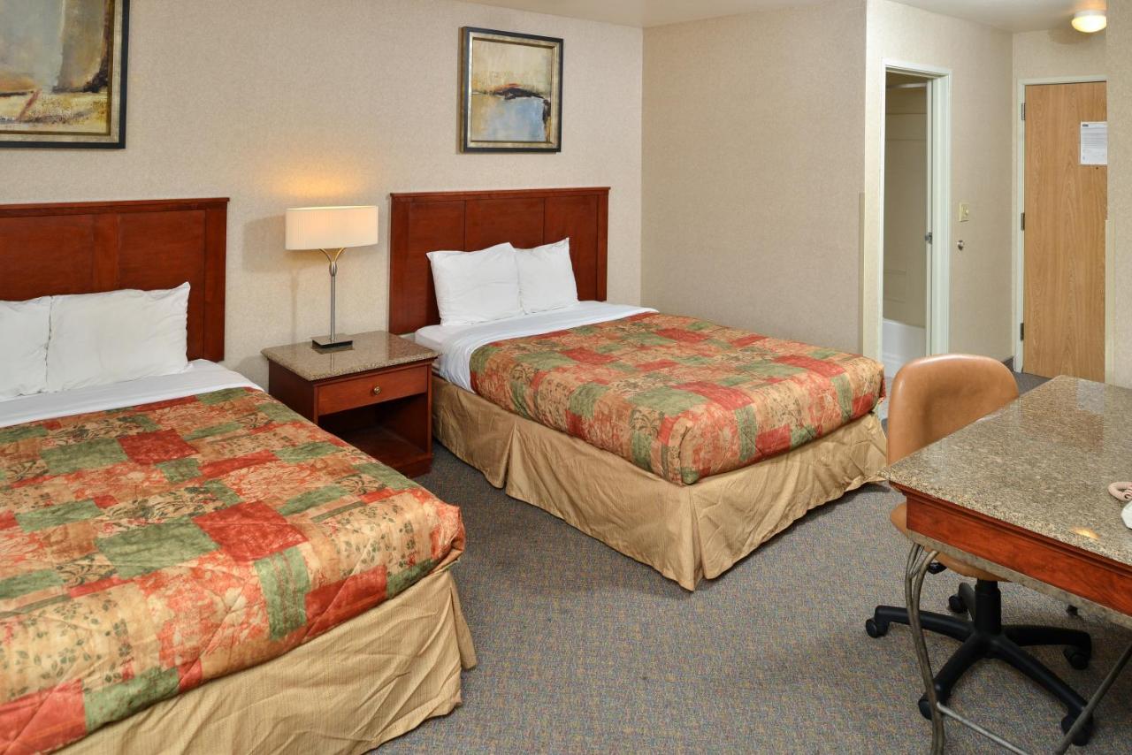 Double Room with Two Double Beds - Non-Smoking at Rodeway Inn & Suites Nampa