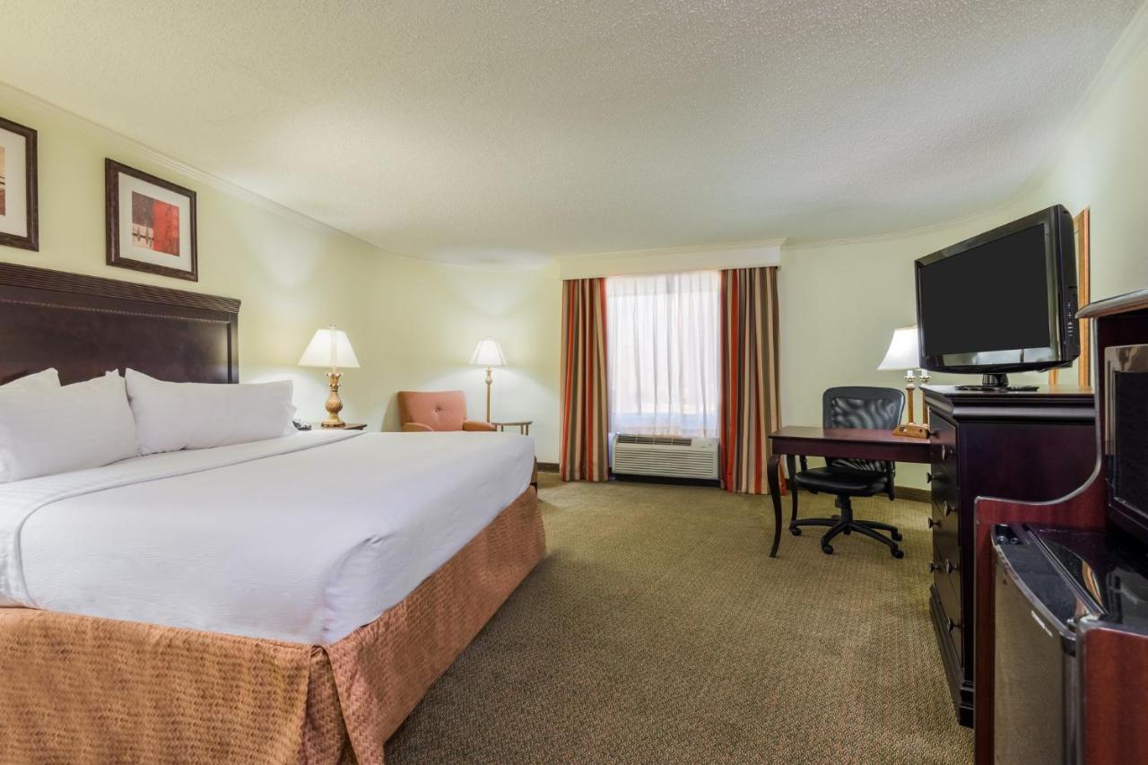 | Holiday Inn Mobile Downtown Historic District, an IHG Hotel