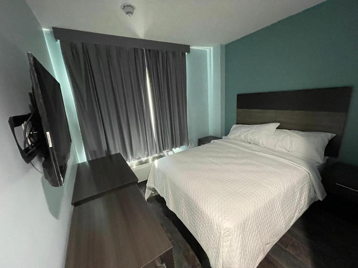 Superior Queen Room at Thatford Hotel