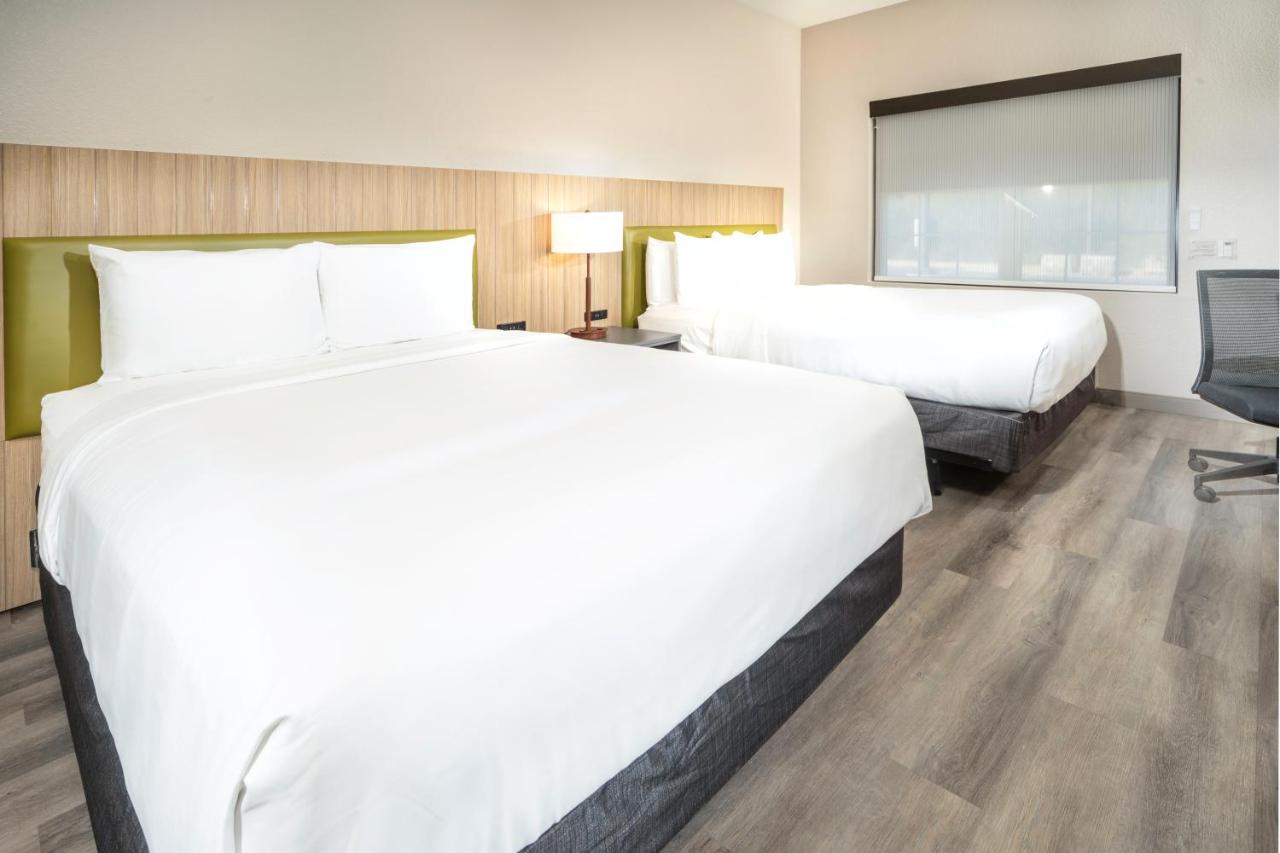 2 QUEEN BEDS-NON SMOKING at Country Inn & Suites by Radisson, Cumming near Northside Hospital Forsyth