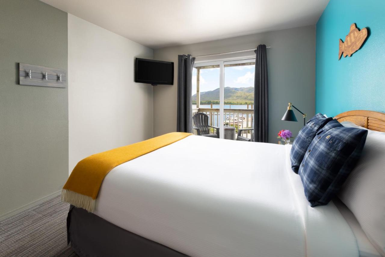 1 Double Bed Oceanview at The Ketch Inn
