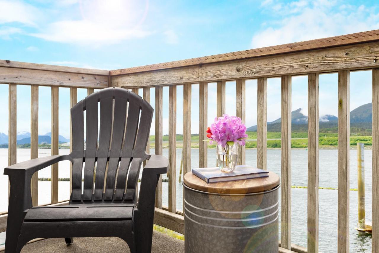 1 Double Bed Oceanview at The Ketch Inn