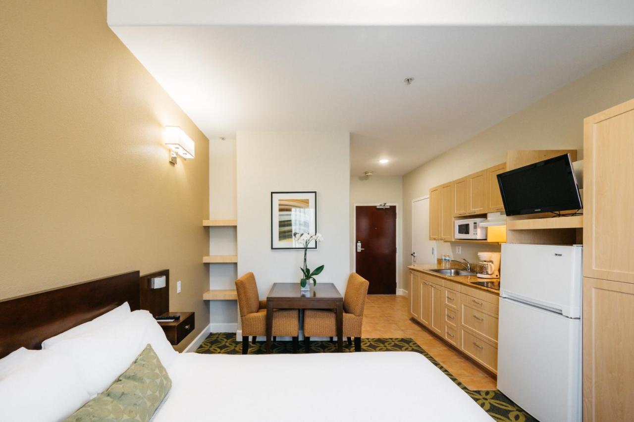 Studio Apartment at Studios Inn