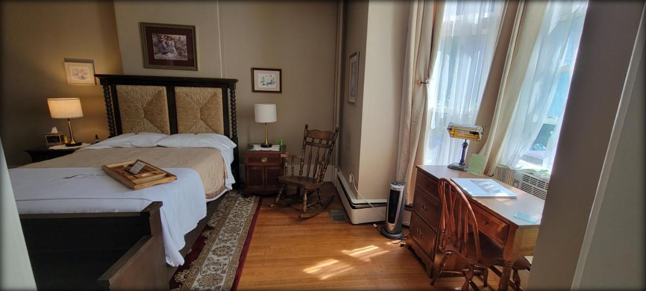  | Inn at the Agora