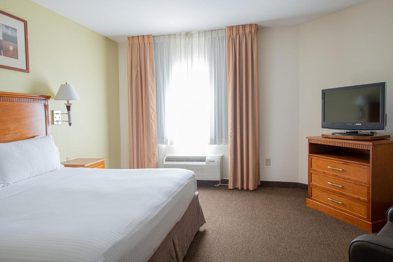 King Studio - Non-Smoking at Candlewood Suites New Iberia by IHG