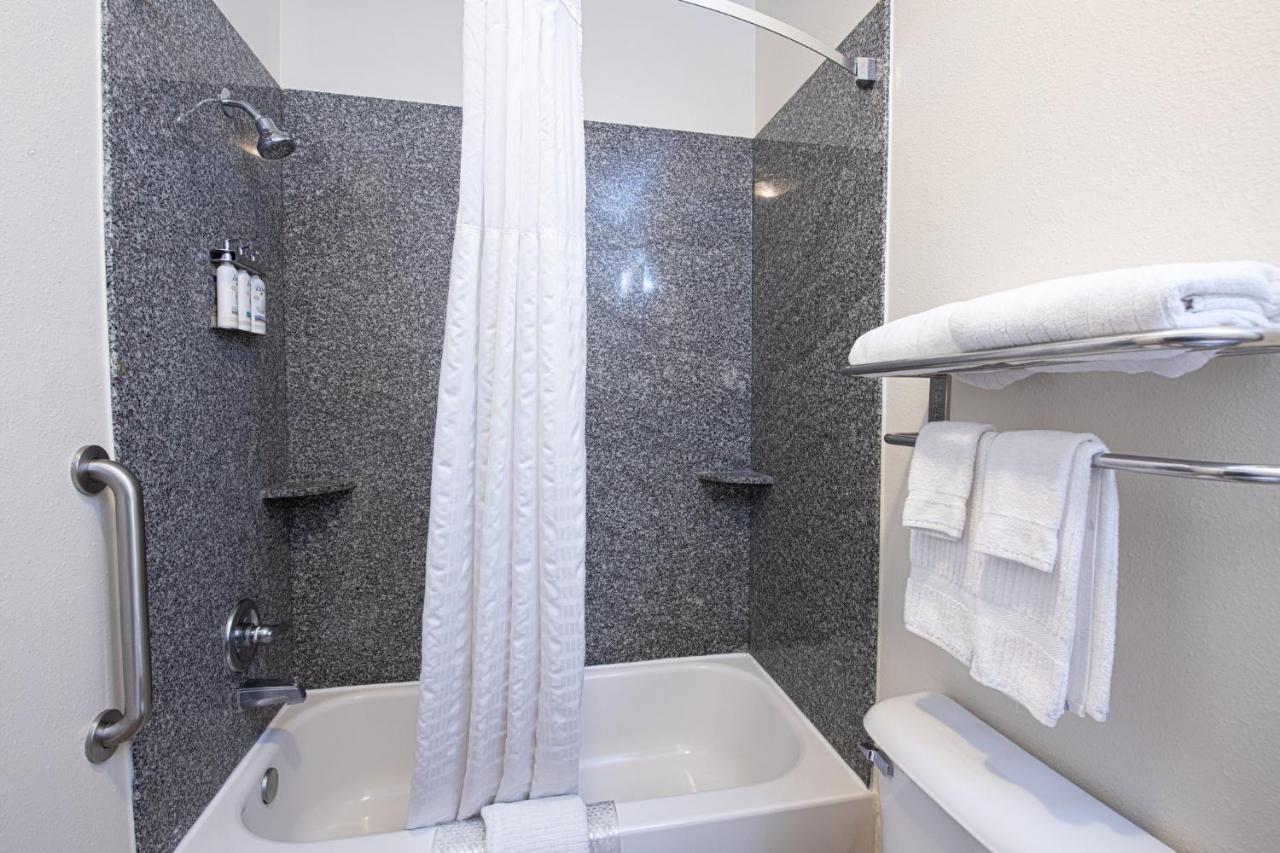 King Studio - Non-Smoking at Candlewood Suites New Iberia by IHG
