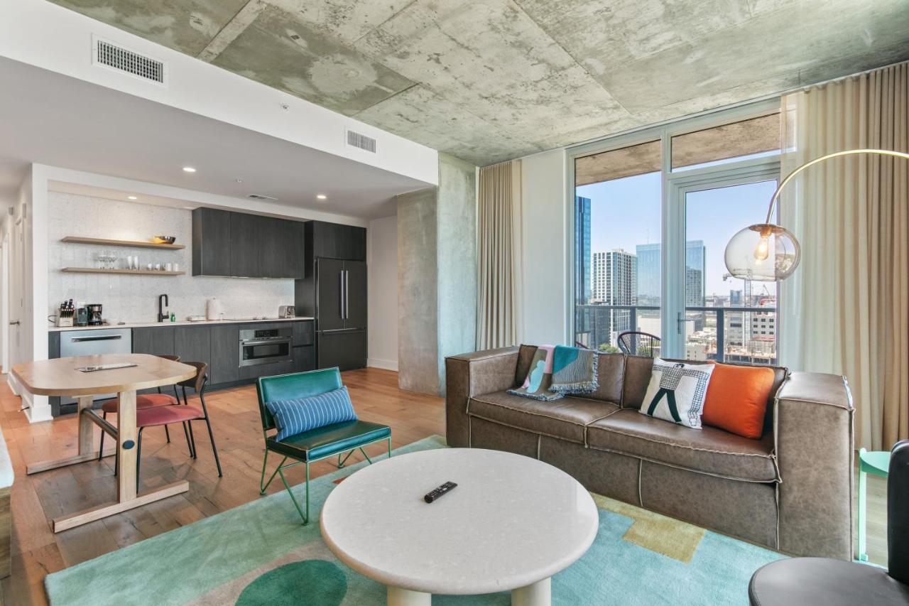 Grand Condo at Austin Condo Hotel