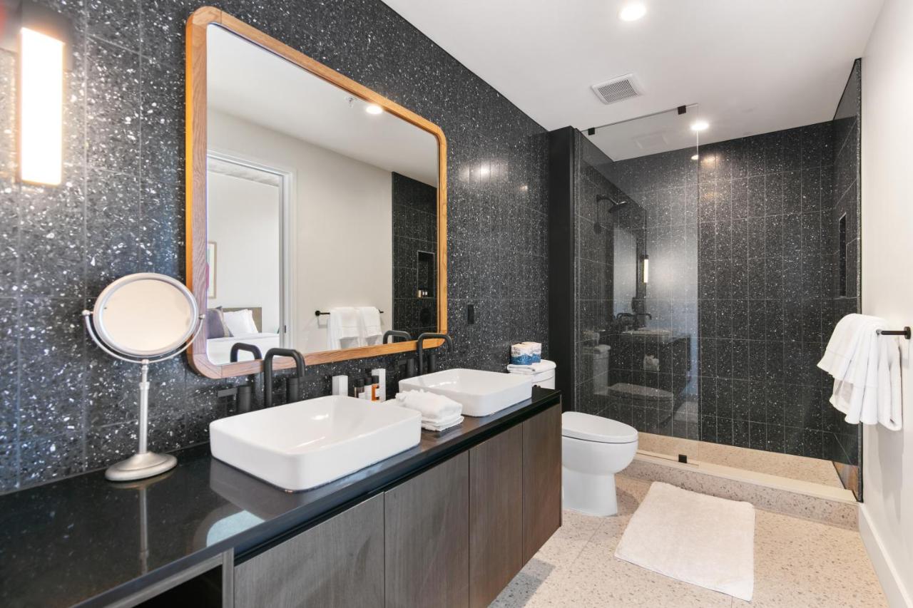 Grand Condo at Austin Condo Hotel
