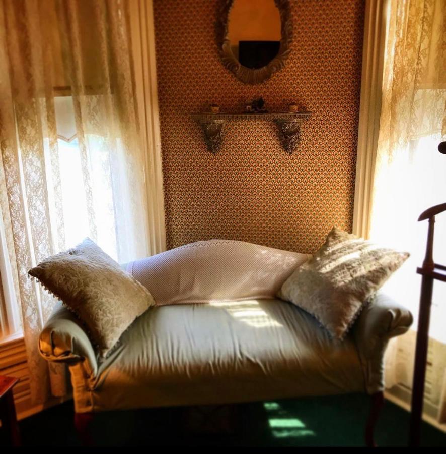 | Innisfree Bed & Breakfast