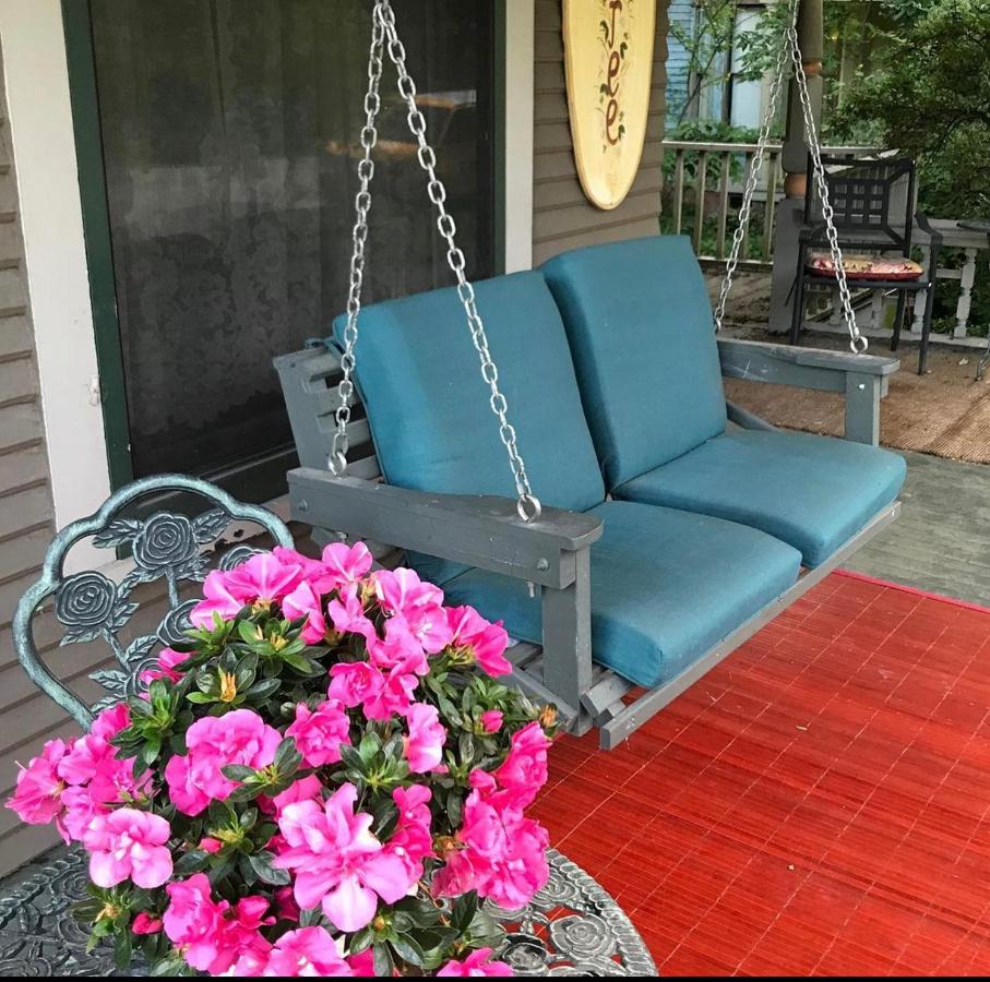 | Innisfree Bed & Breakfast