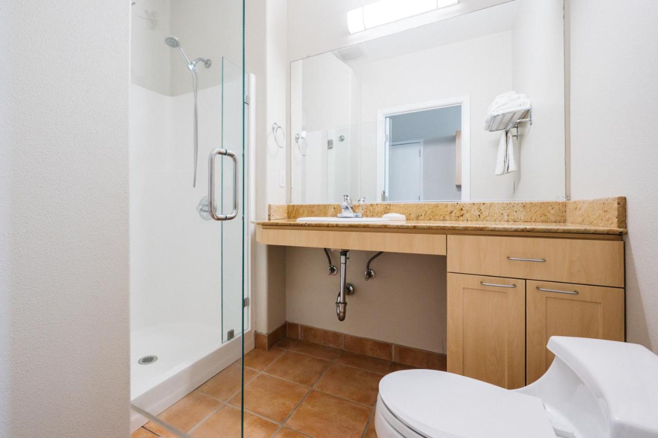 Studio Apartment at Studios Inn