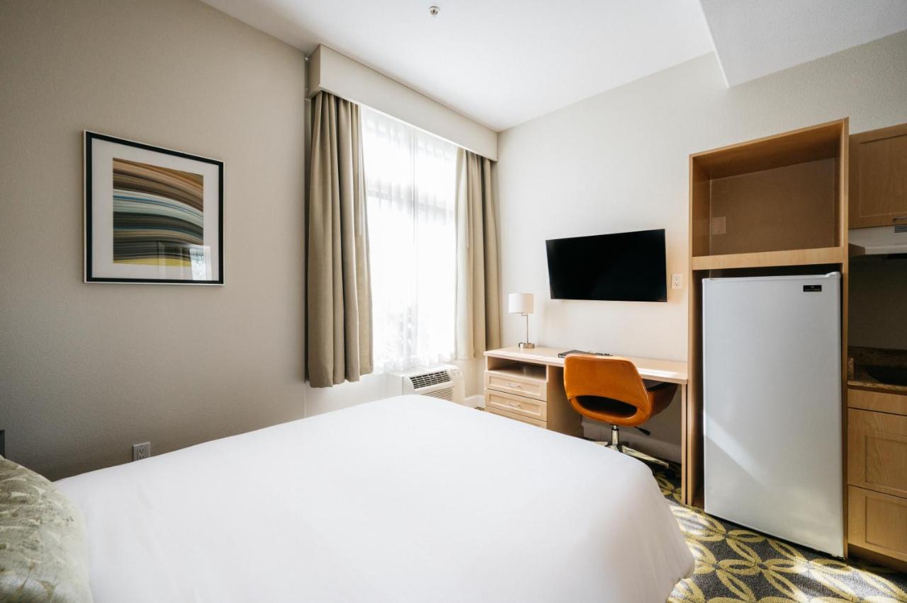 Studio Apartment at Studios Inn