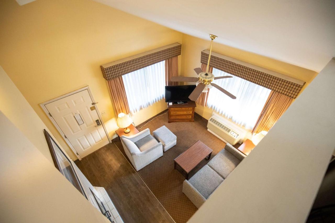 Suite at Best Western of Lake George