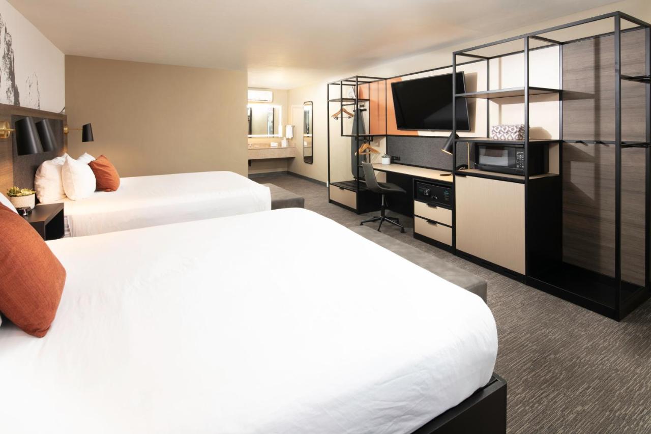 Premium Room, with 2 California King Beds - Disability Accessible at Waypoint Hotel