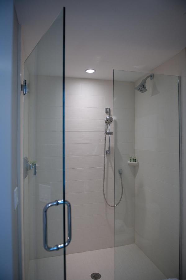 King Suite at Almond Tree Inn Hotel - Adults Only