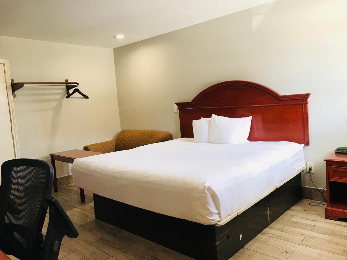  | Summit Inn - Houston Medical Center - NRG Park